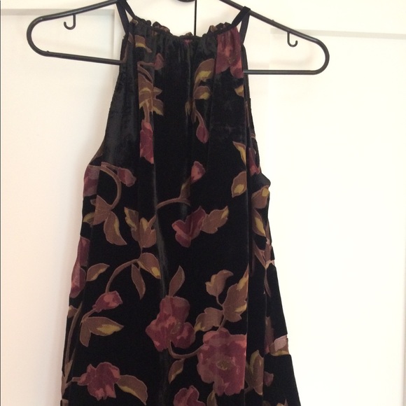 Top - Picture 2 of 4